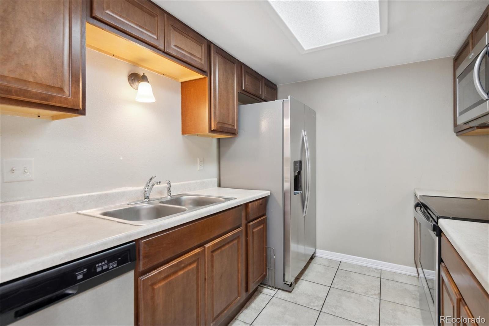 18163 E Kentucky Avenue Unit: 203