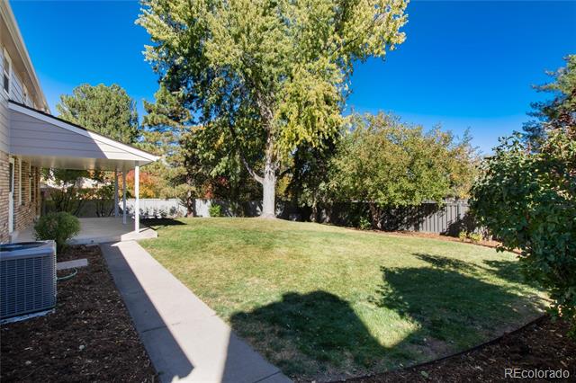7024 S Oneida Circle
