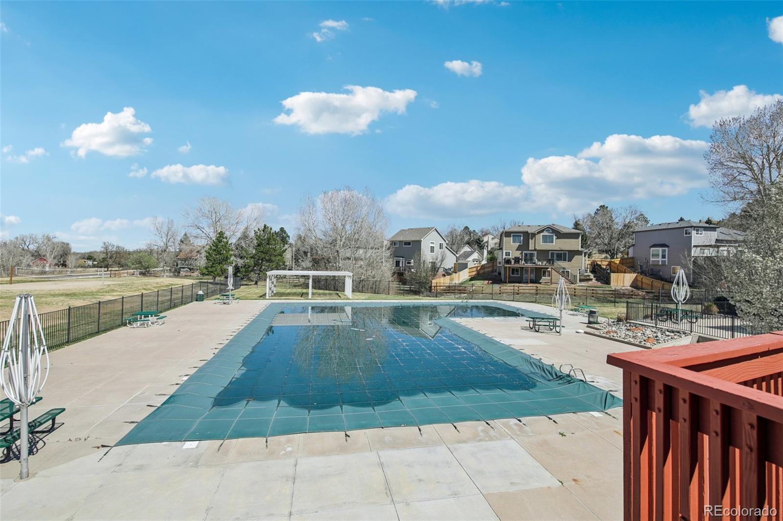 11915 Meadowood Lane