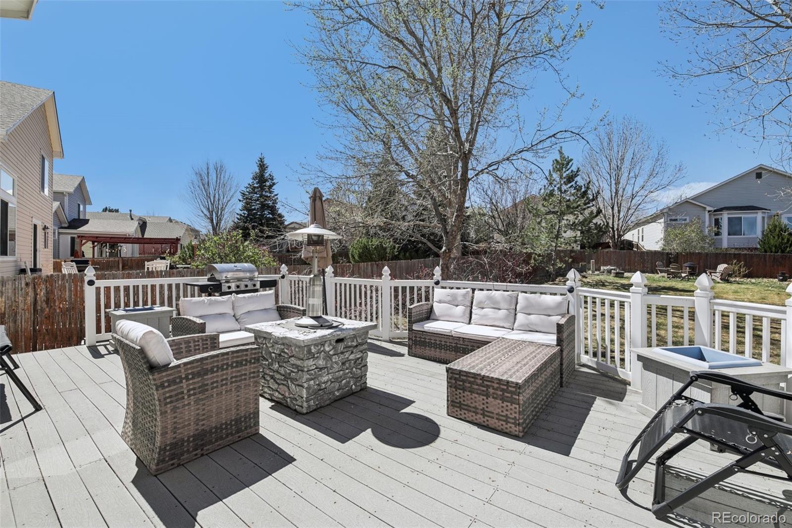 11915 Meadowood Lane