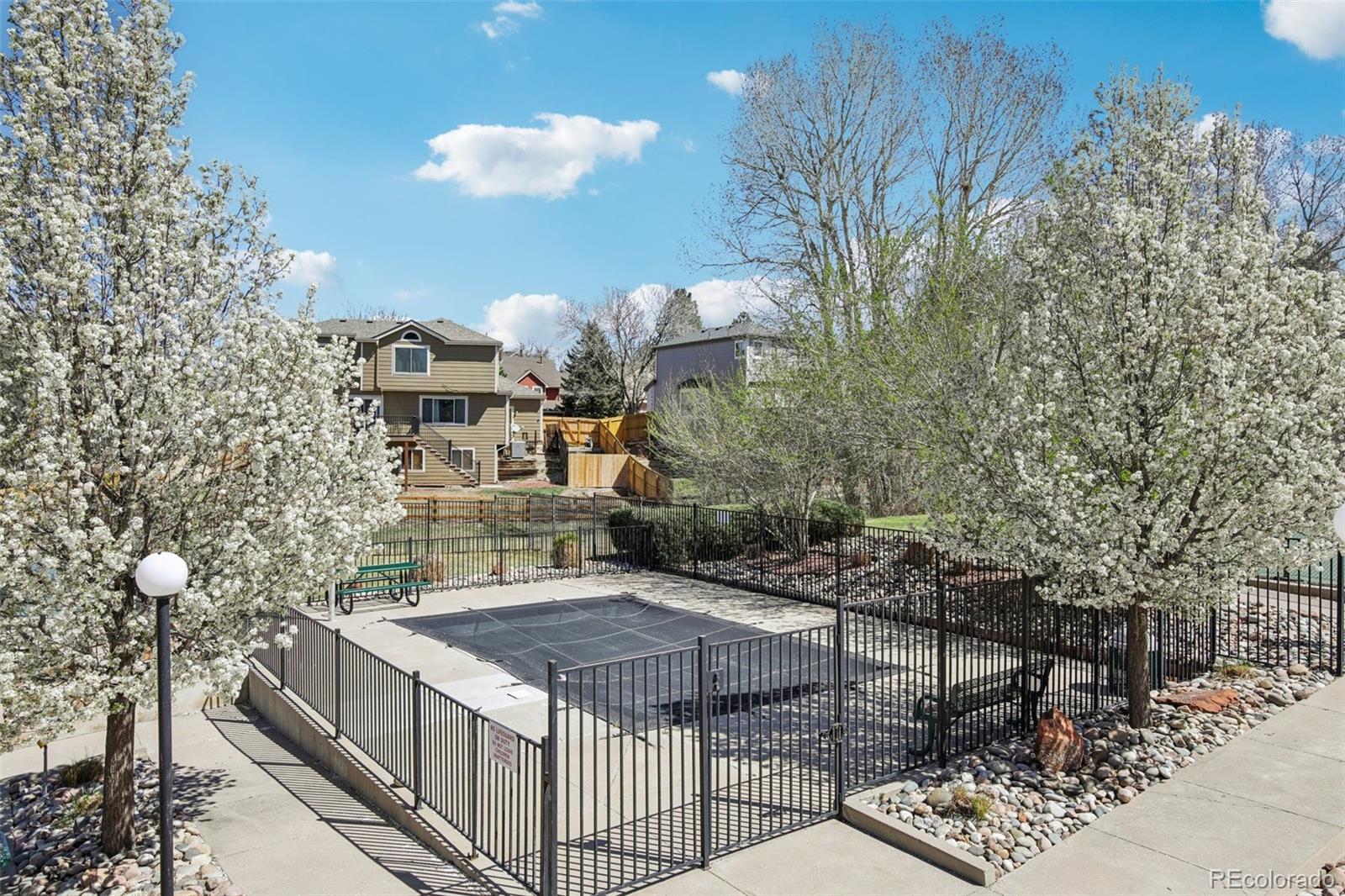 11915 Meadowood Lane