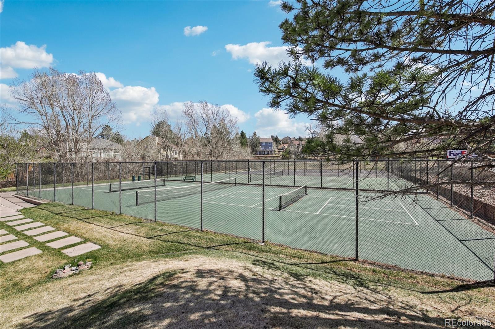 11915 Meadowood Lane