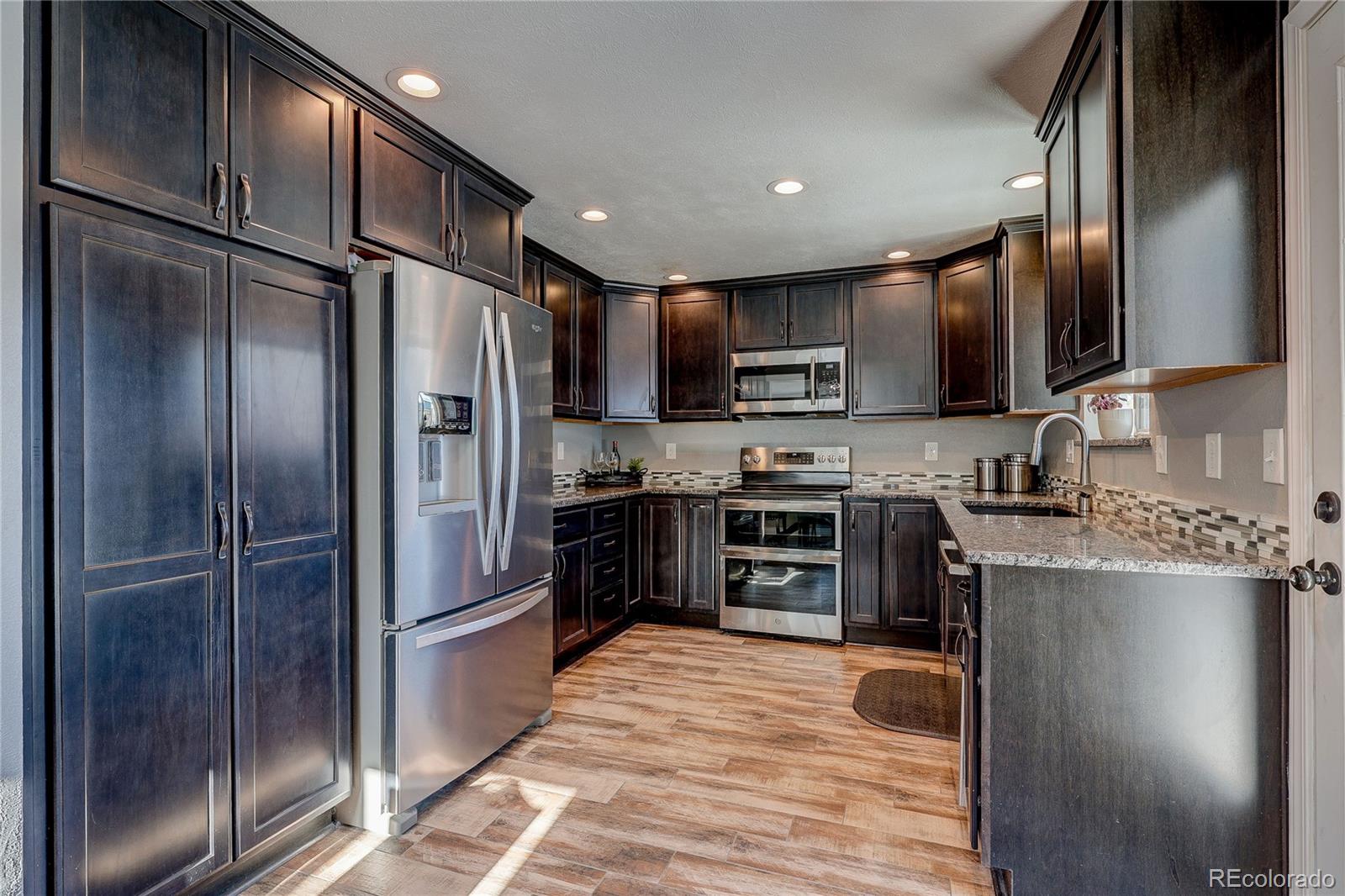 6862 S Zephyr Street