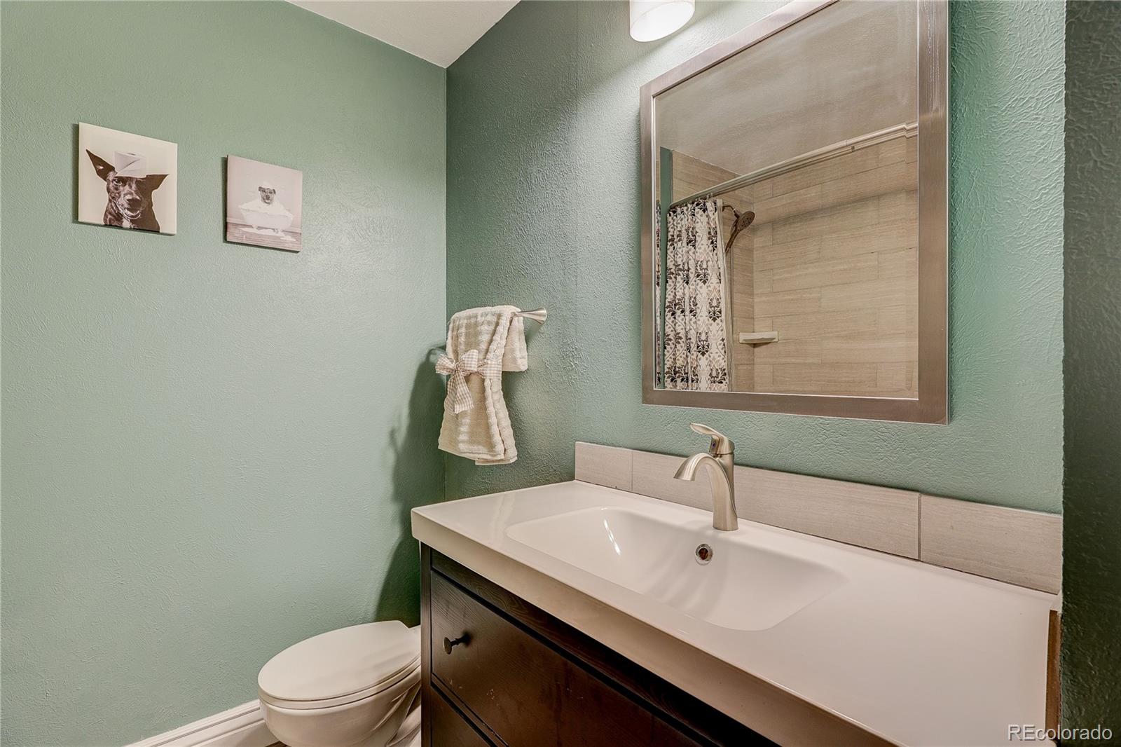 6862 S Zephyr Street