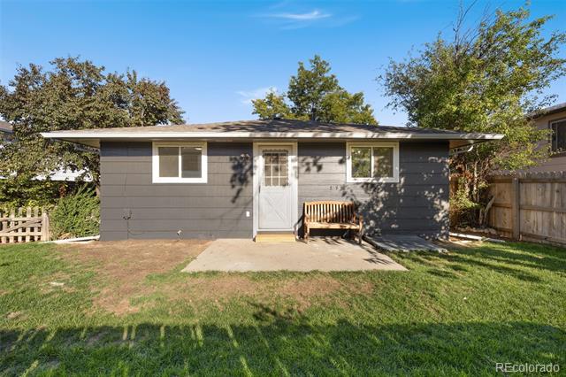 1868 Lincoln Drive