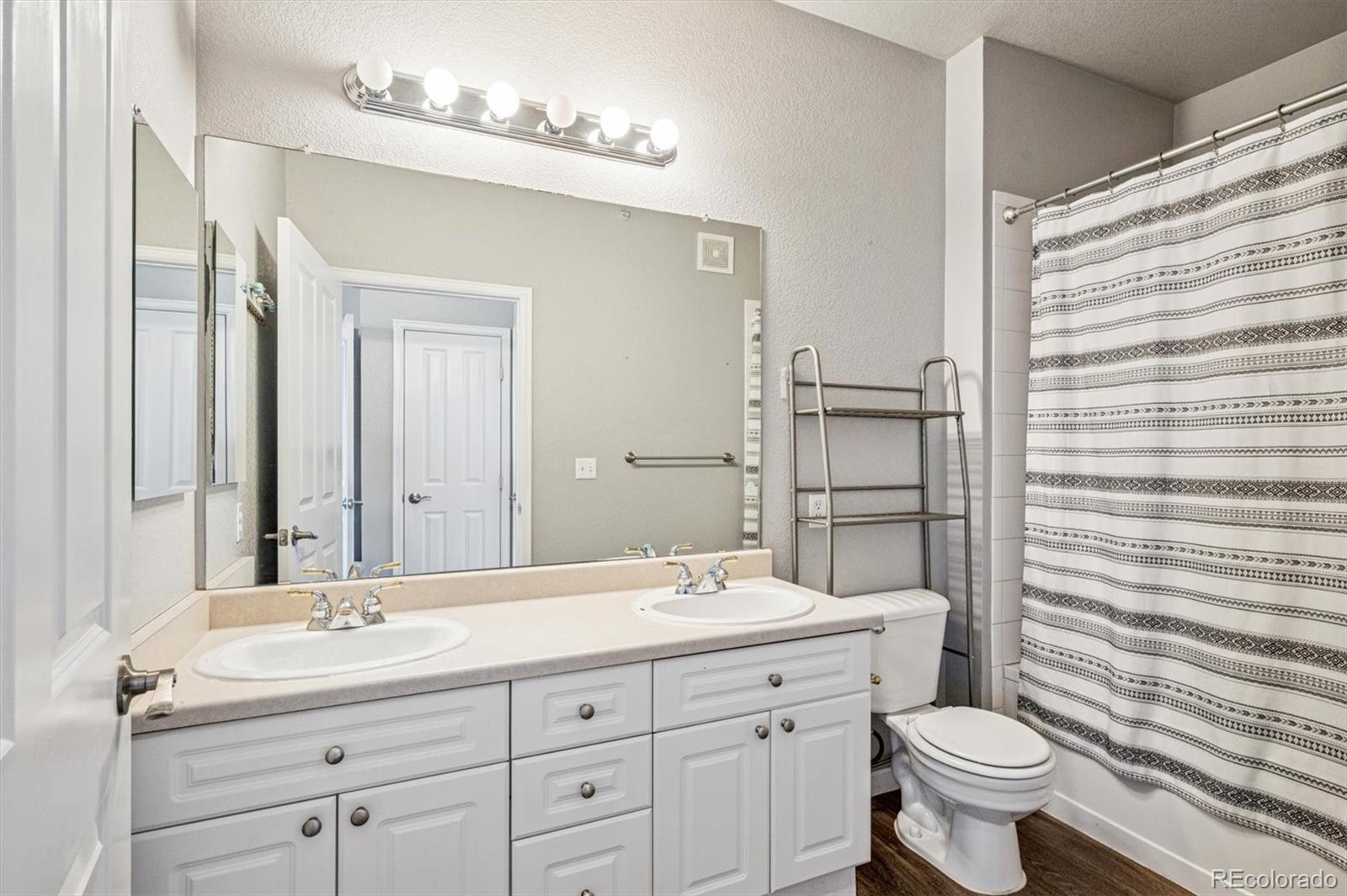 8354 S Holland Way Unit: 306