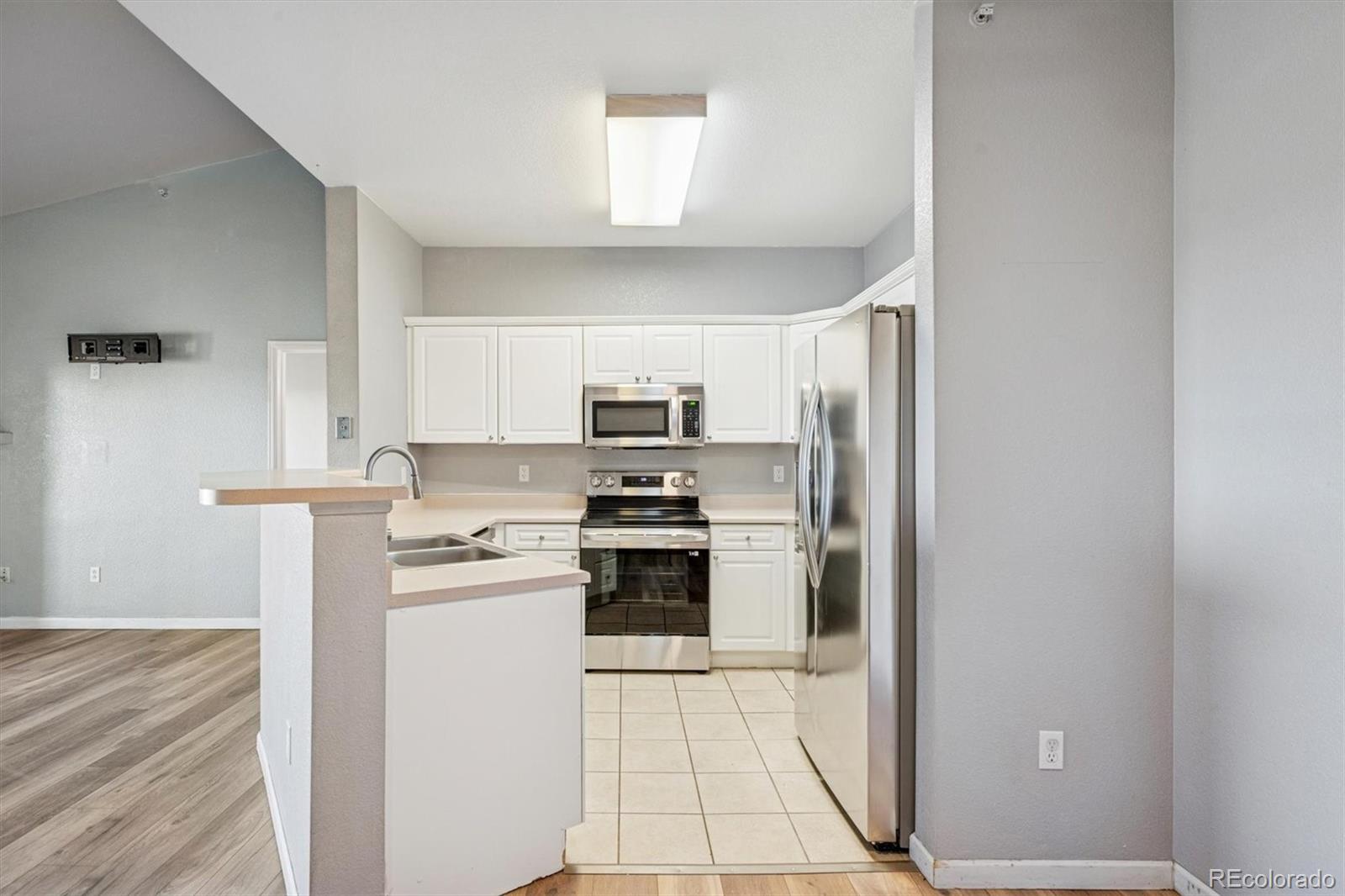 8354 S Holland Way Unit: 306