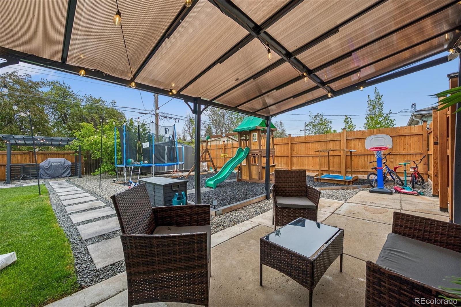 1036 Vaughn Street