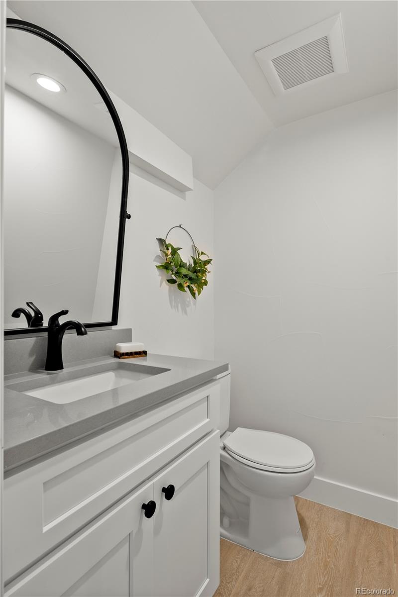 2292 S Dexter Street Unit: 2