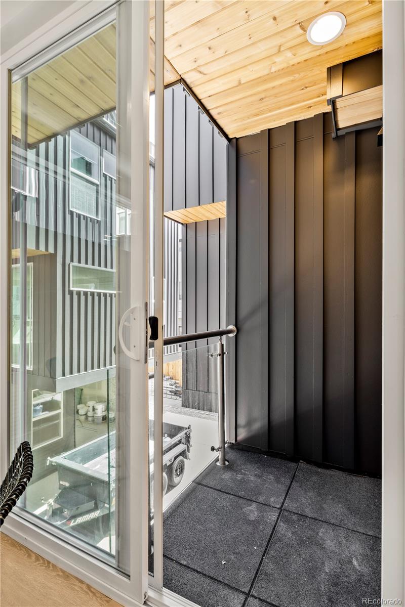2292 S Dexter Street Unit: 2