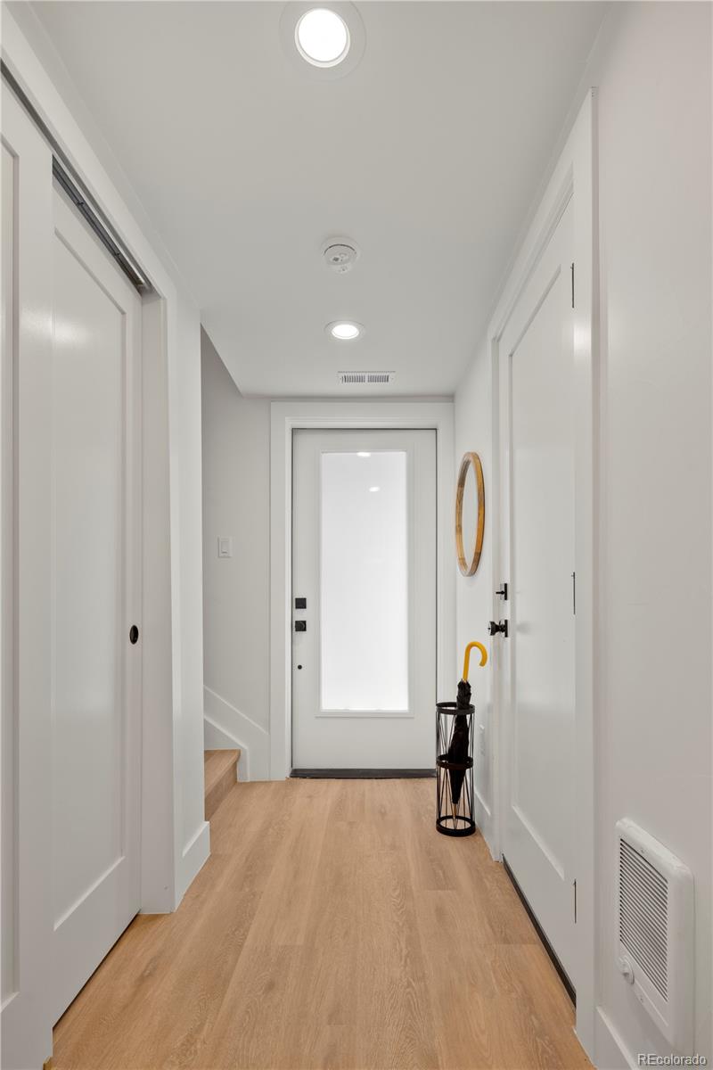 2292 S Dexter Street Unit: 2