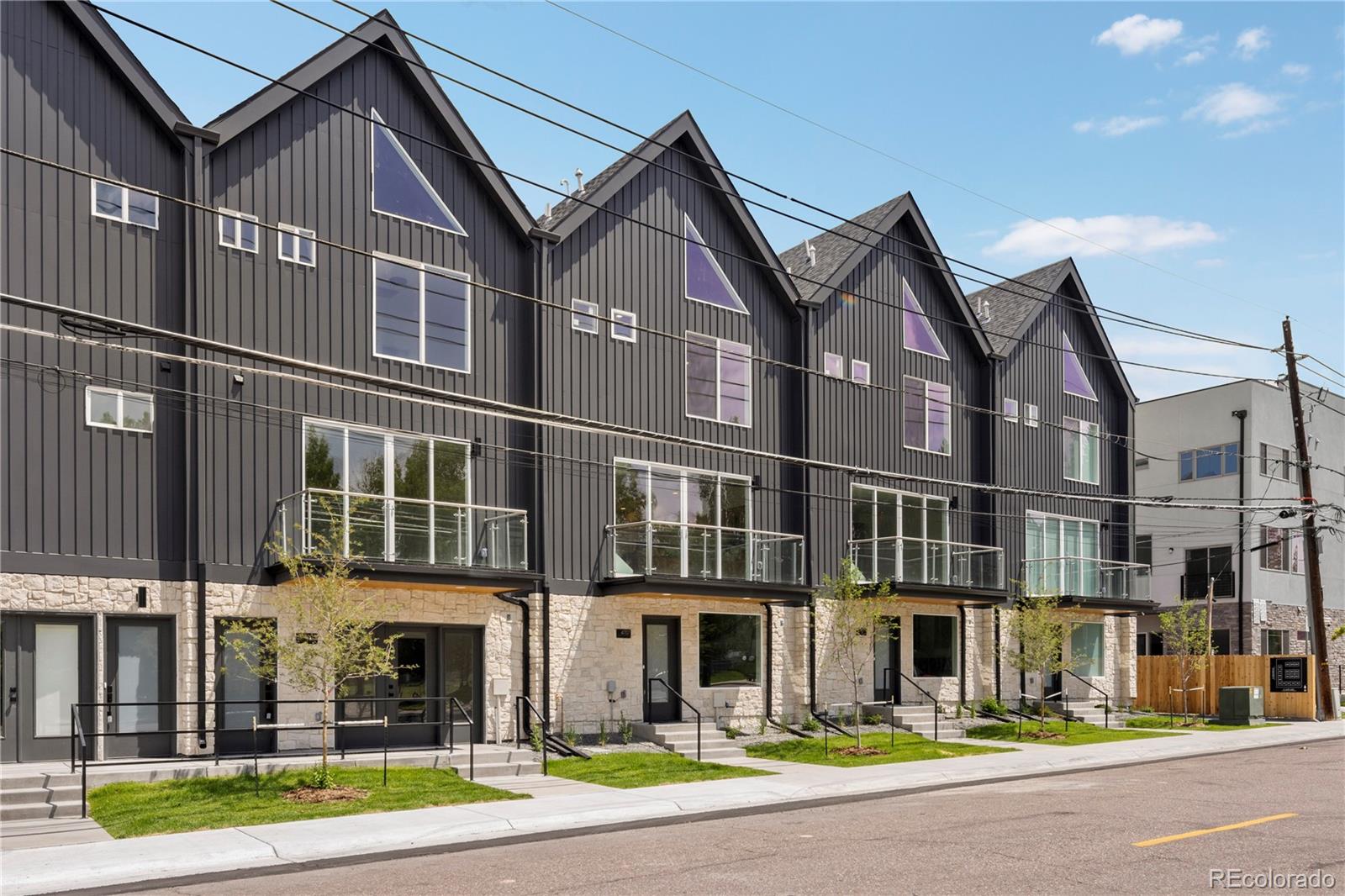 2292 S Dexter Street Unit: 2