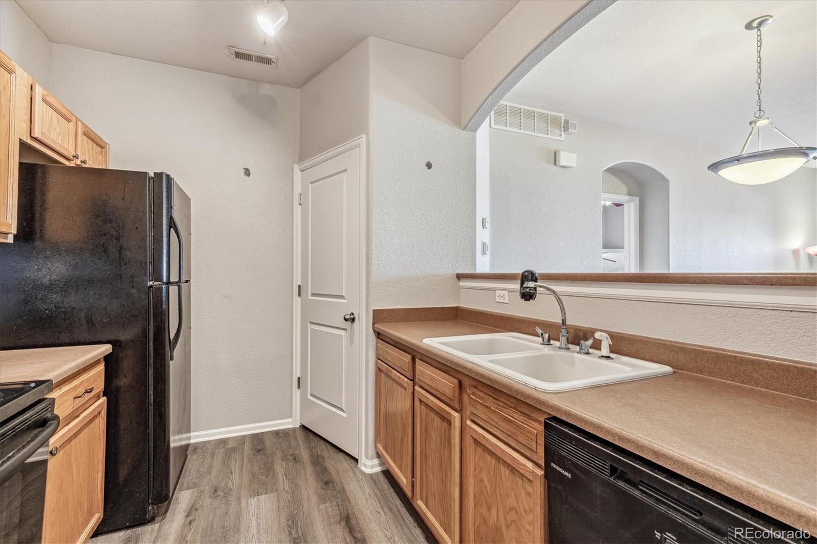 5255 Memphis Street Unit: 1017