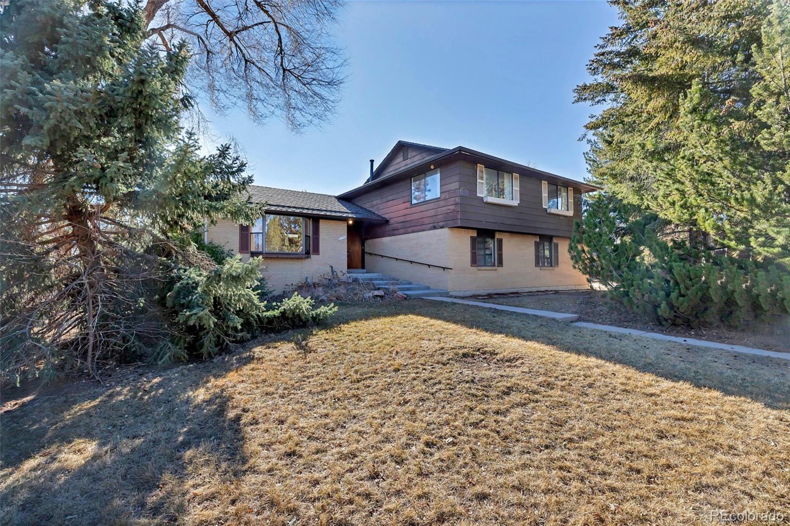 4546 W Ponds Drive