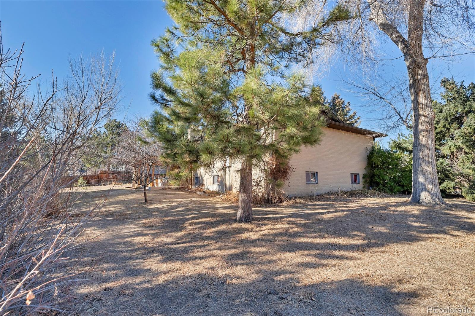 4546 W Ponds Drive