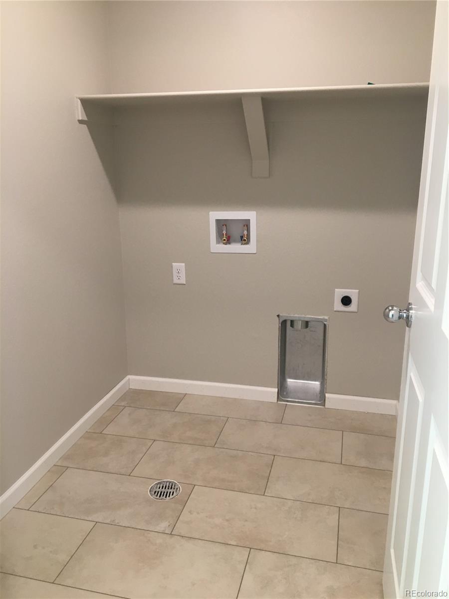 257 Shoveler Way