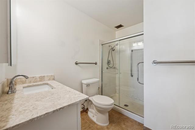 725 S Alton Way Unit: 7D