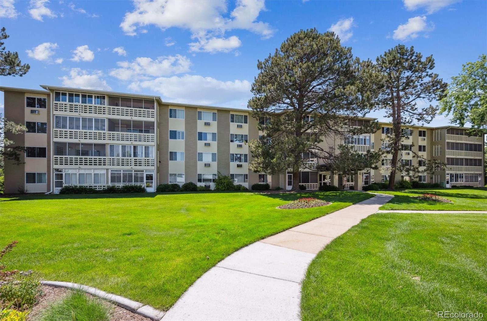 725 S Alton Way Unit: 7D