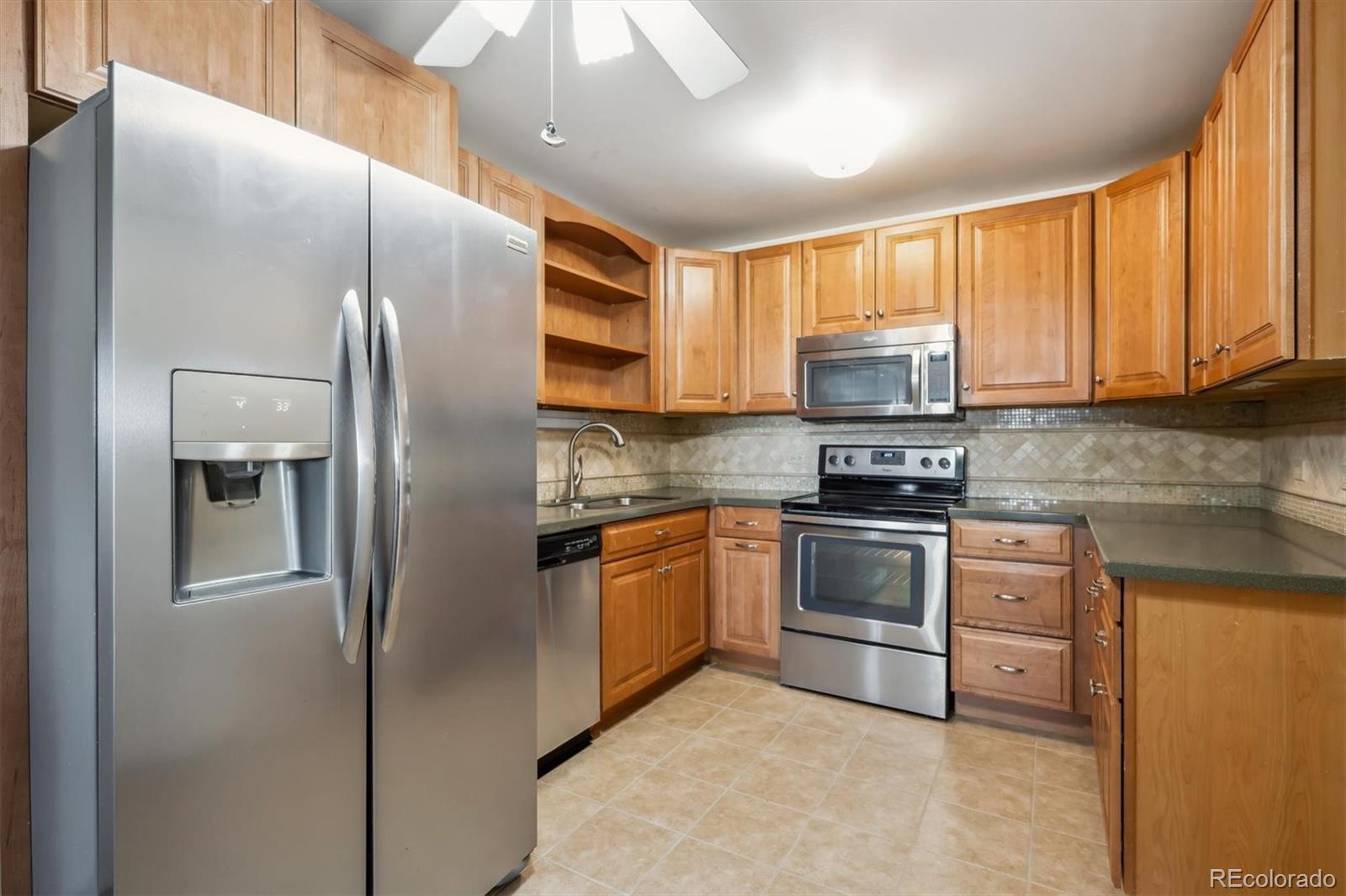 725 S Alton Way Unit: 7D