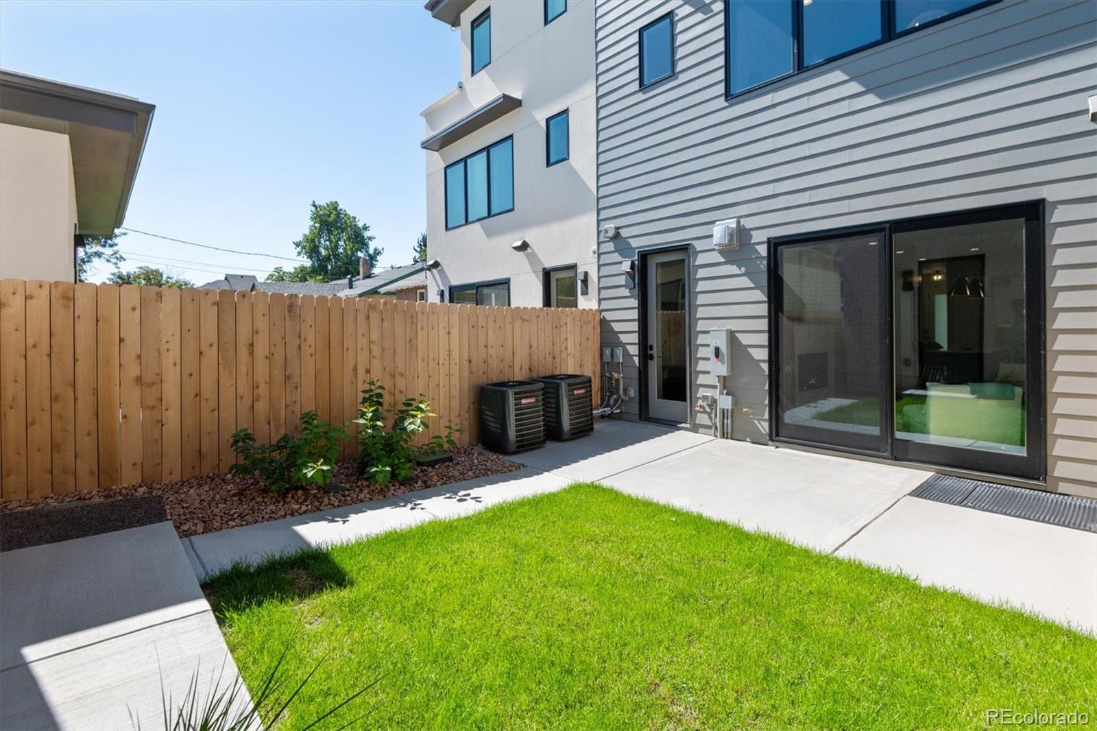 1220 S Sherman Street