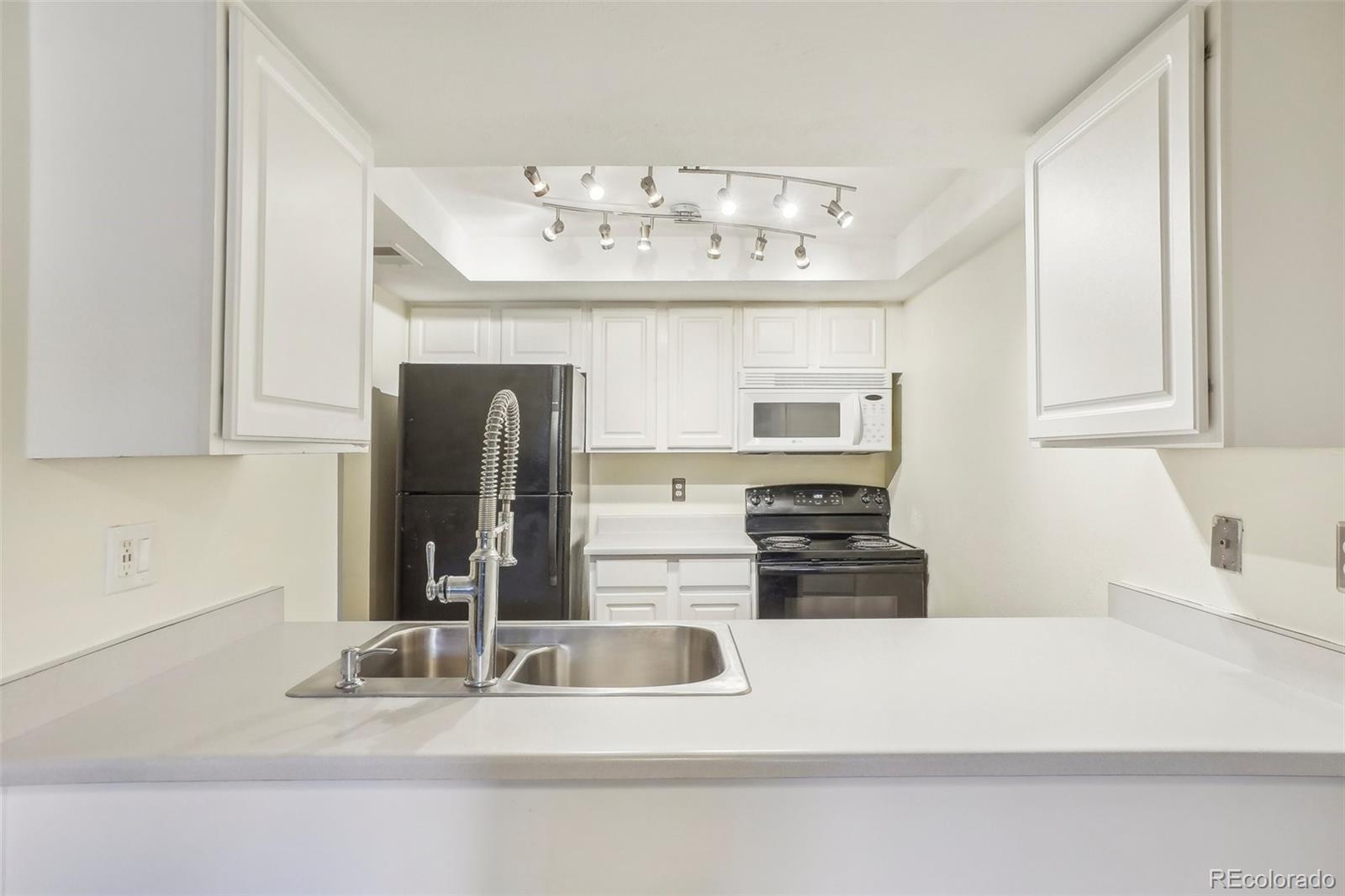 14190 E Temple Drive Unit: O-04
