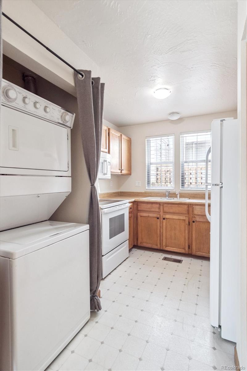 4656 S Dillon Court Unit: D