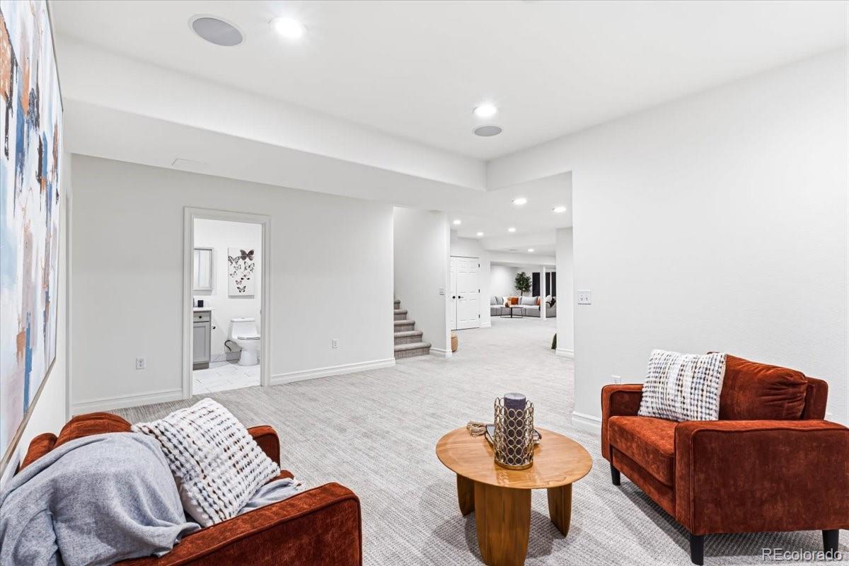 15 Glenmoor Circle
