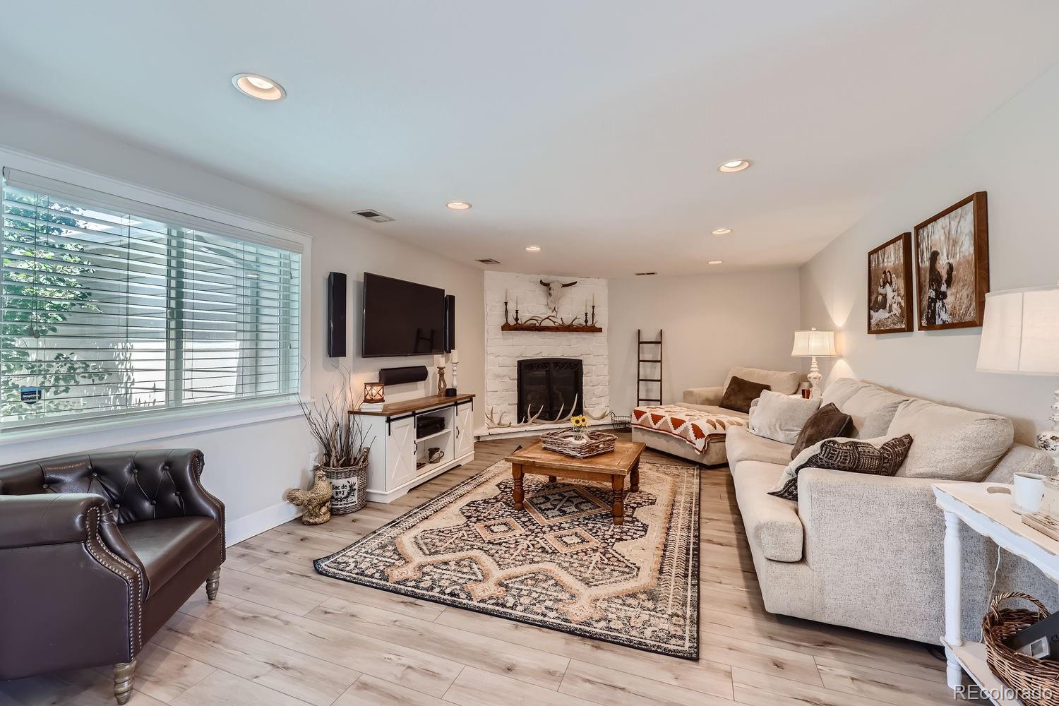 2102 Deerpath Road