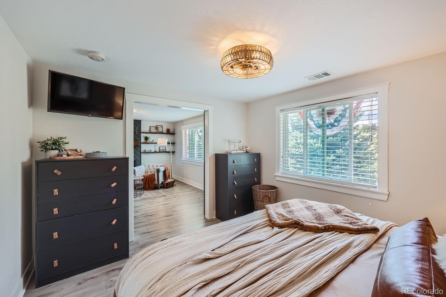 2102 Deerpath Road