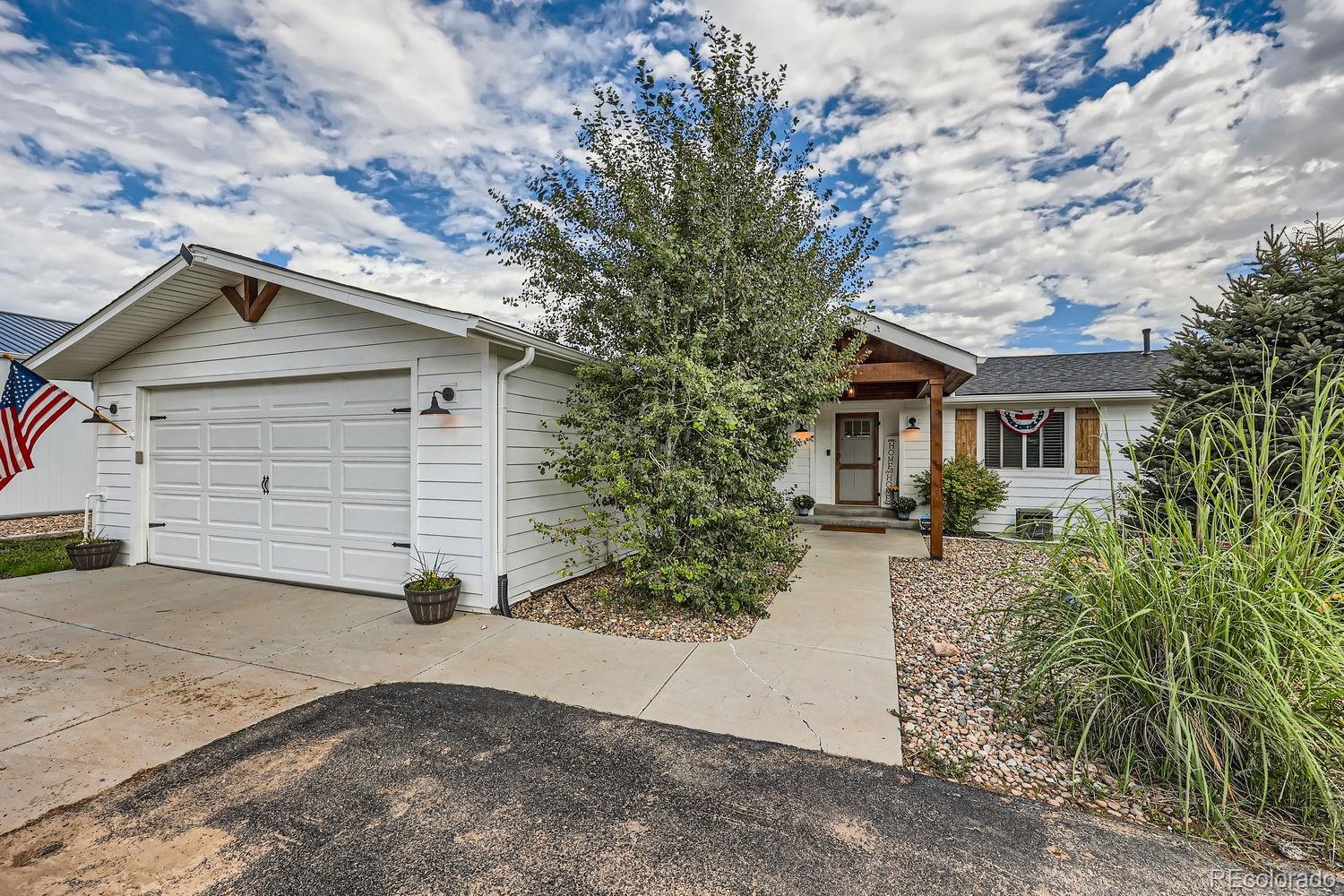 2102 Deerpath Road