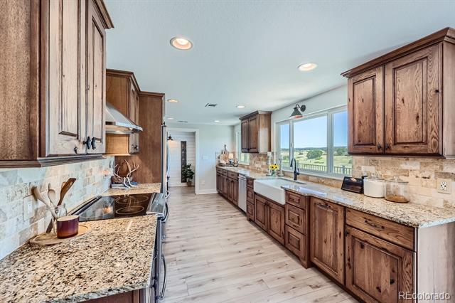 2102 Deerpath Road