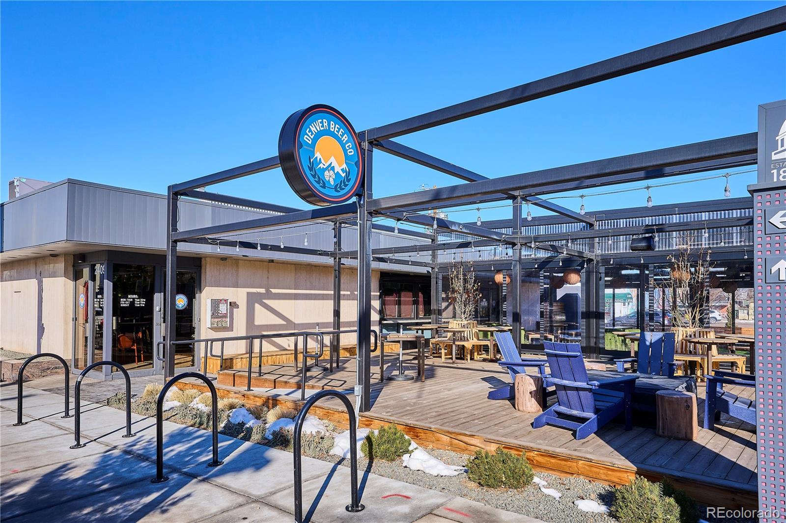 5221 S Greens Circle