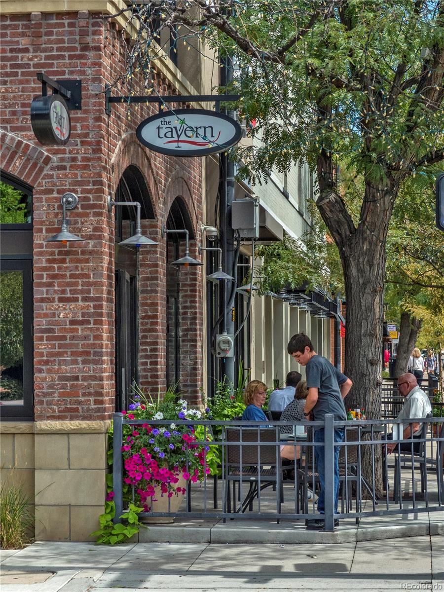 5221 S Greens Circle