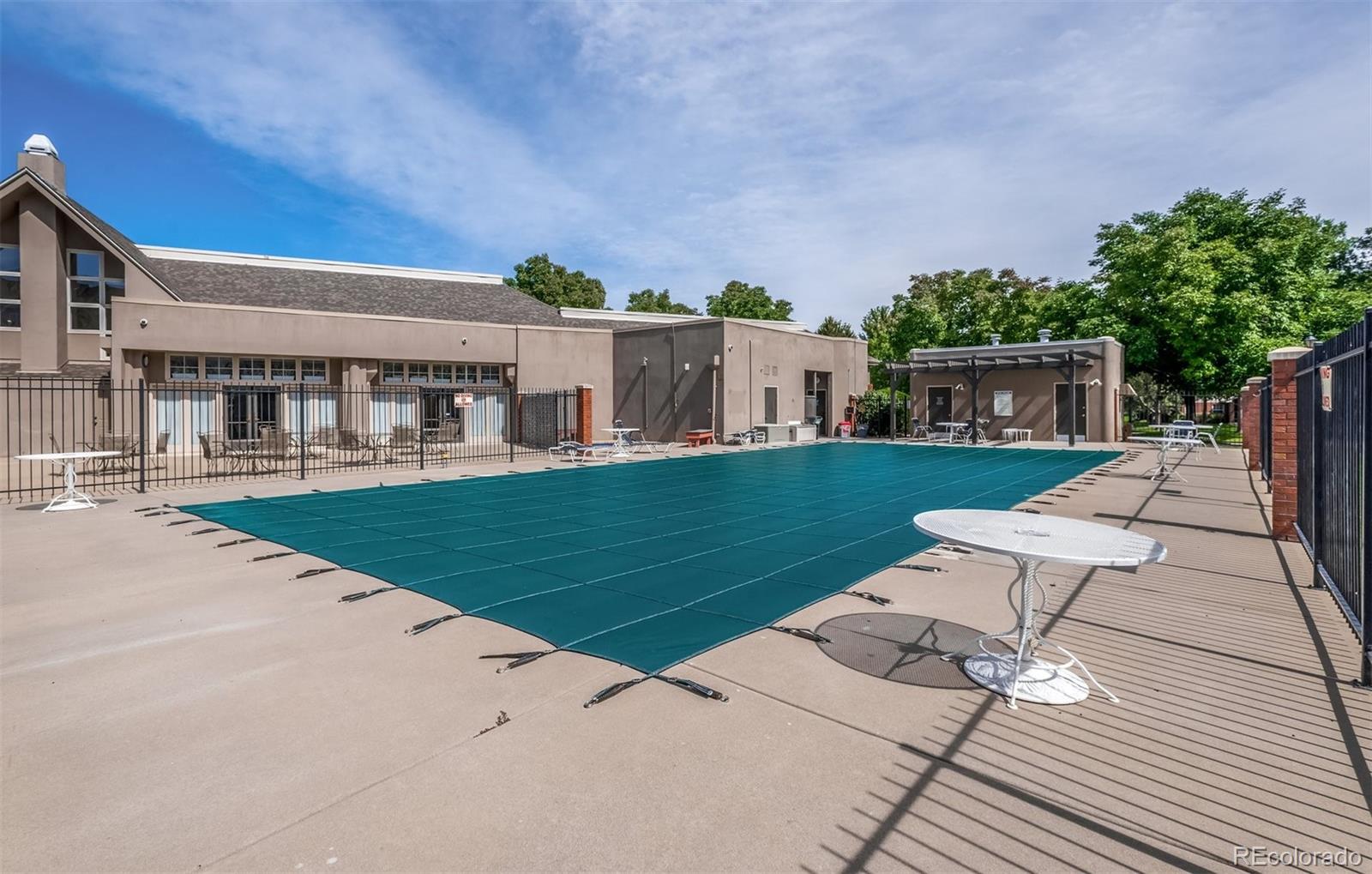 5221 S Greens Circle