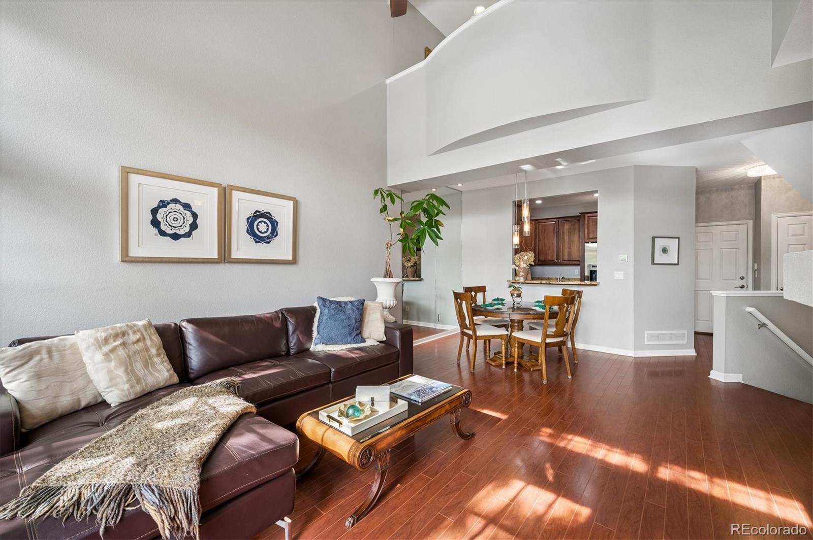 5221 S Greens Circle