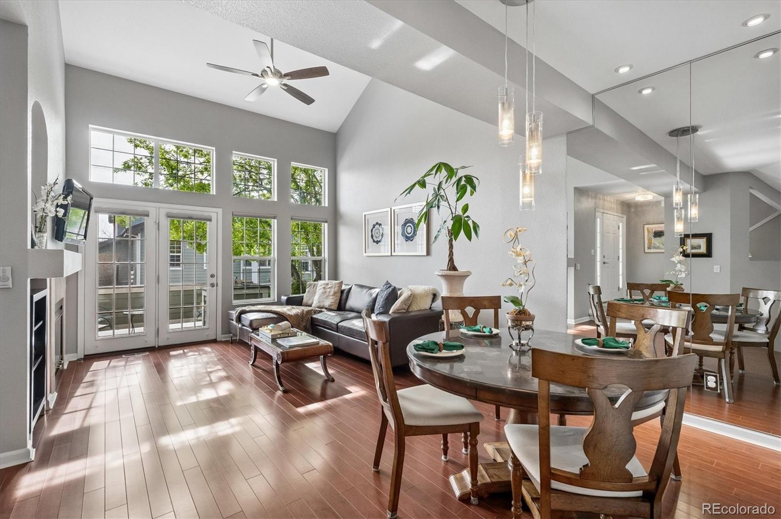 5221 S Greens Circle