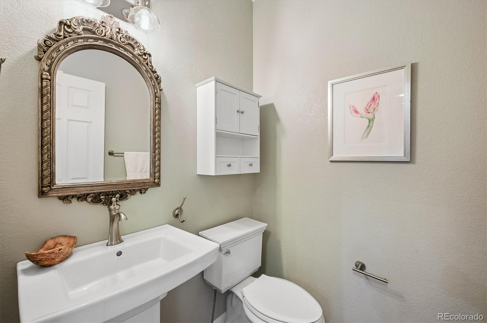 5221 S Greens Circle