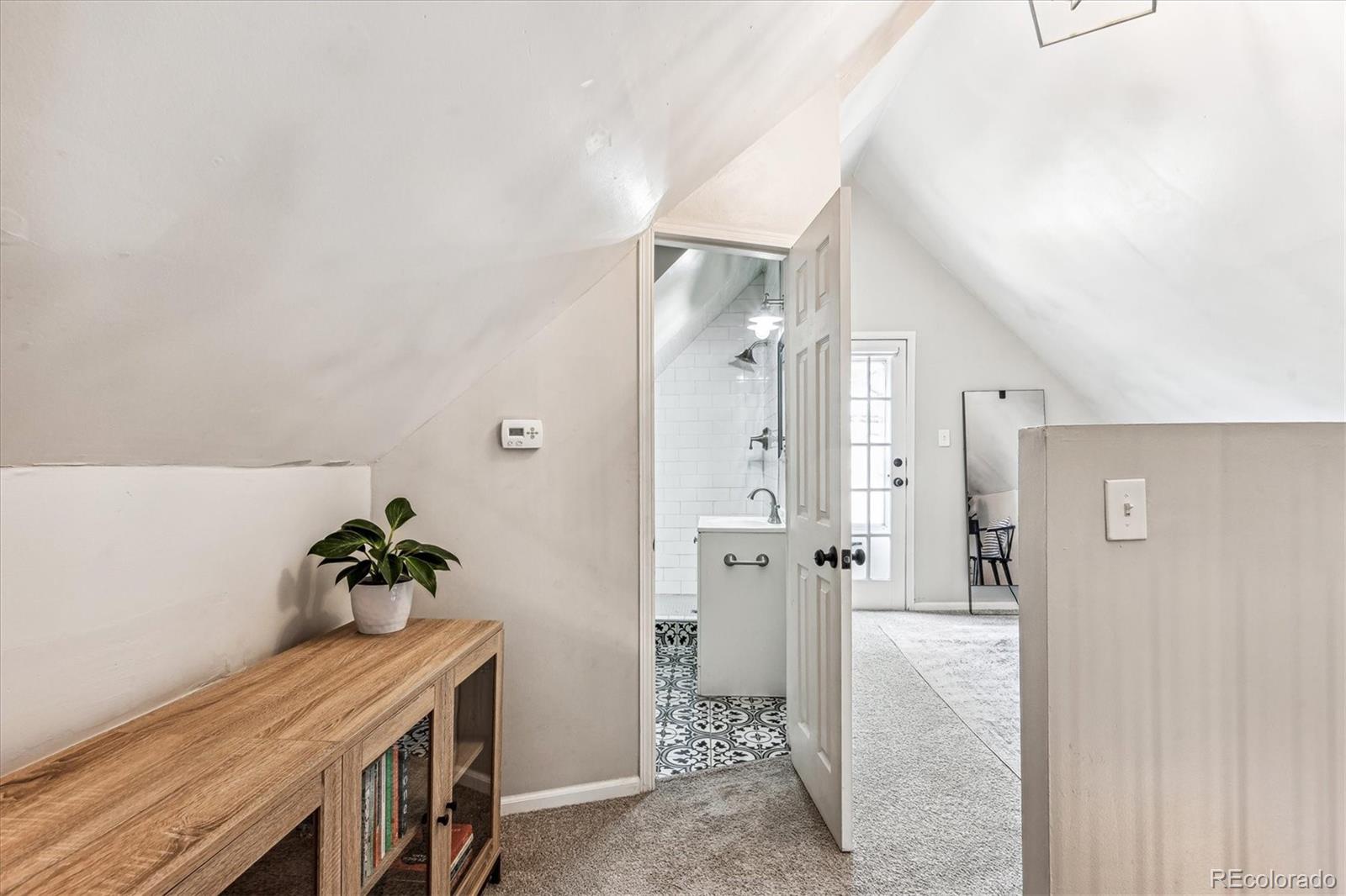 5 S Logan Street