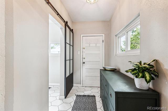 5 S Logan Street