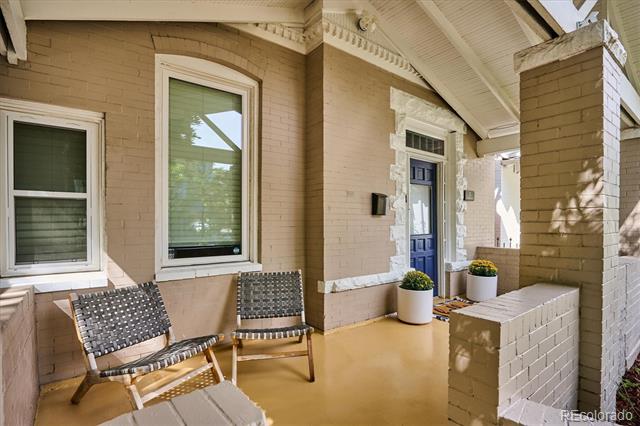 5 S Logan Street