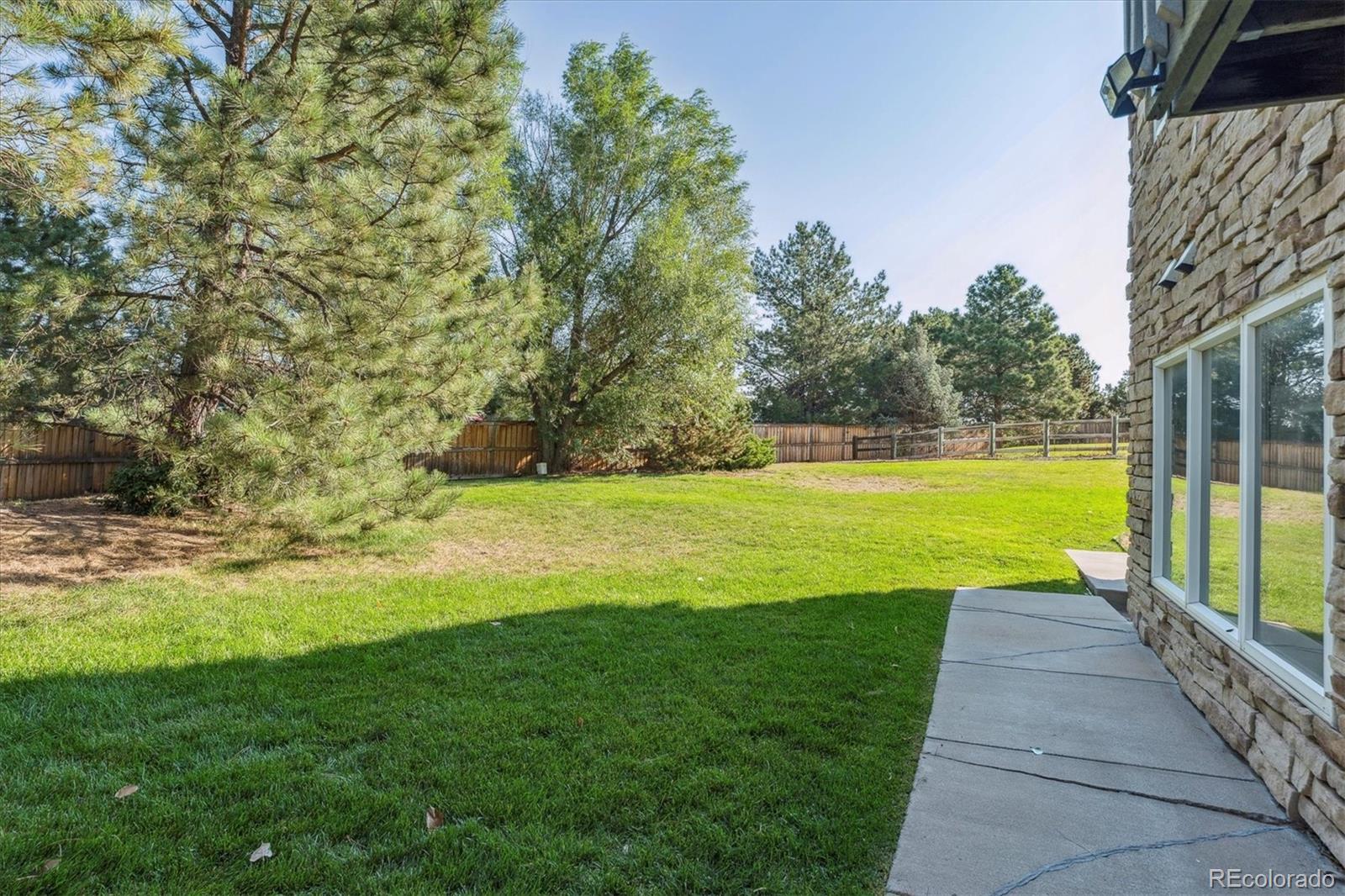 10089 Quarry Hill Place