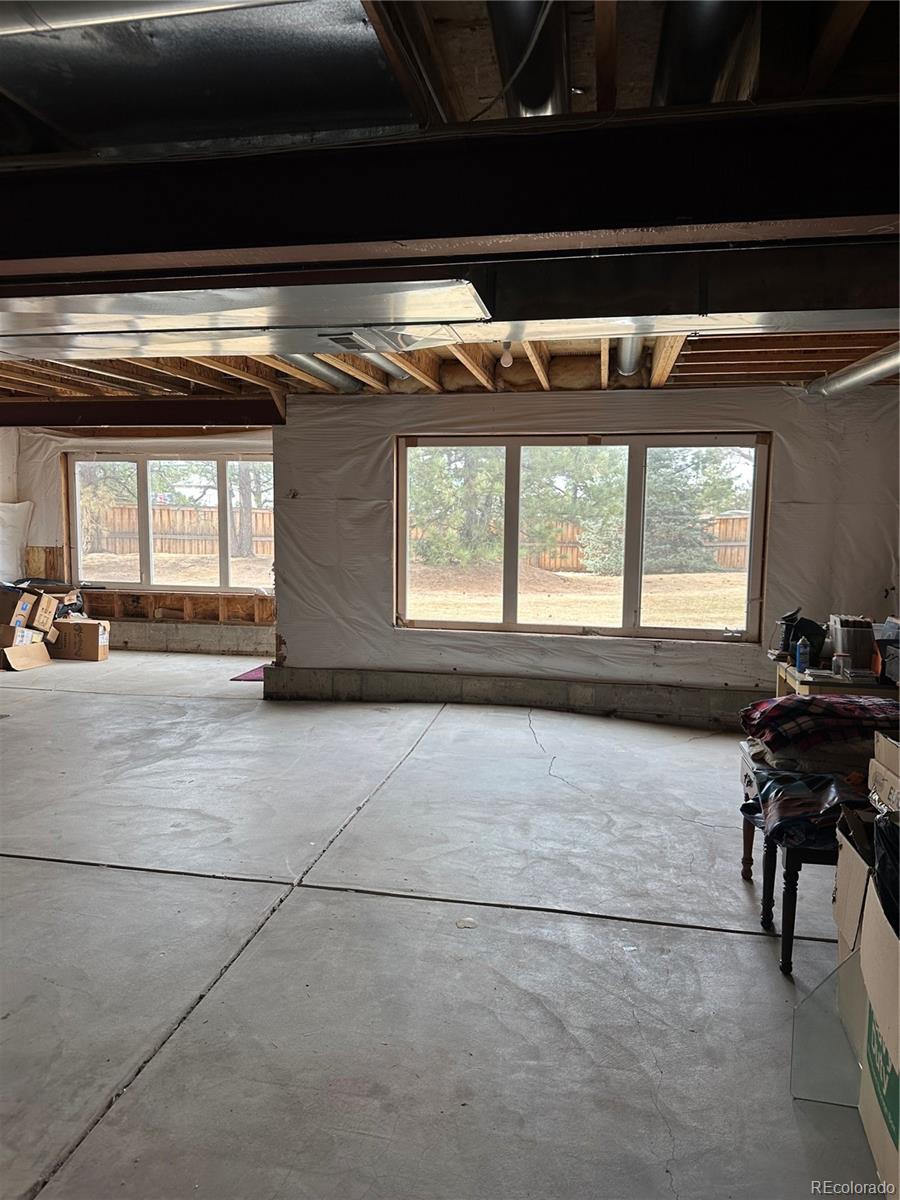 10089 Quarry Hill Place