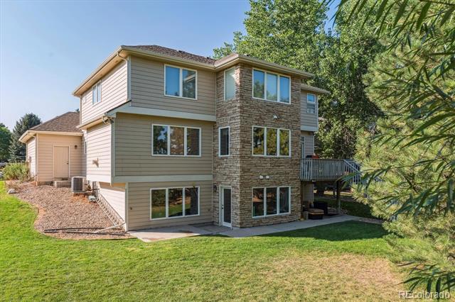 10089 Quarry Hill Place
