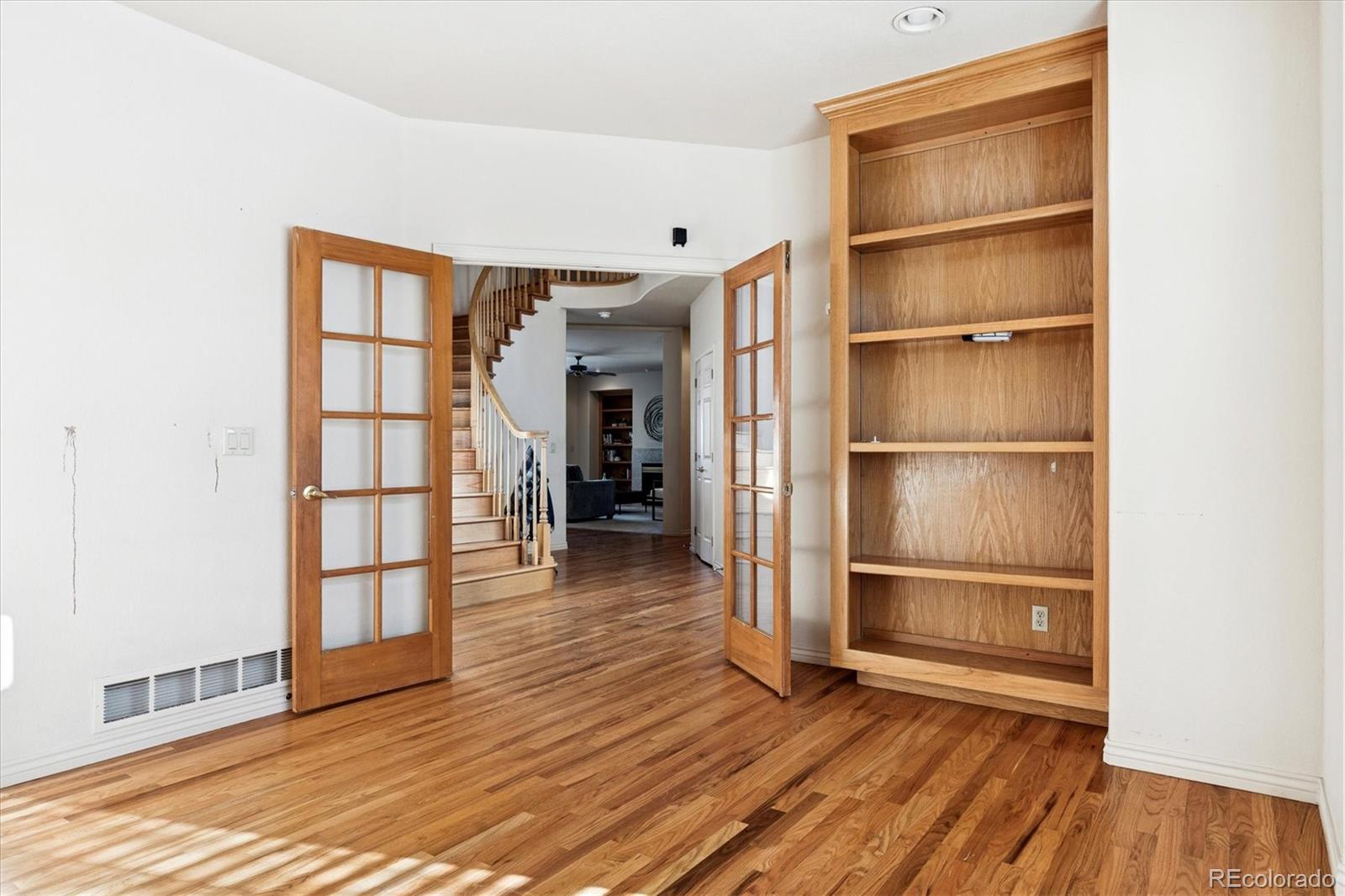 10089 Quarry Hill Place