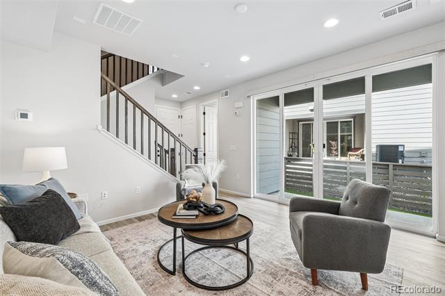 9109 Snake River Street