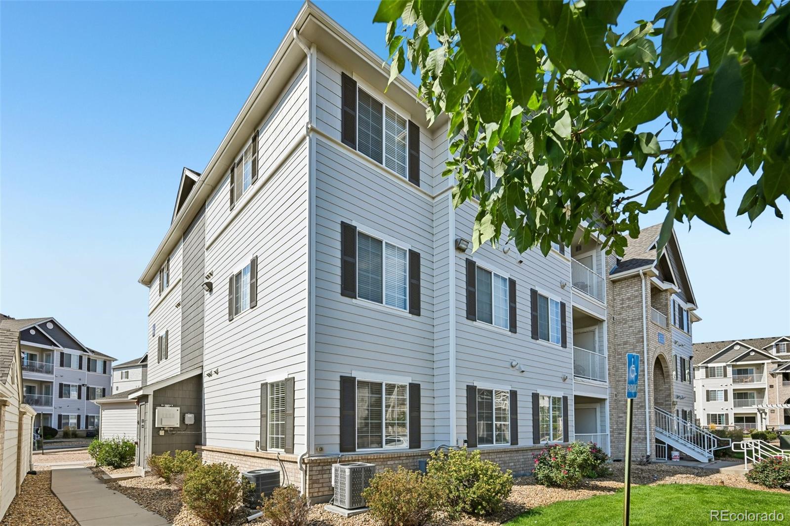 15700 E Jamison Drive Unit: 6-104