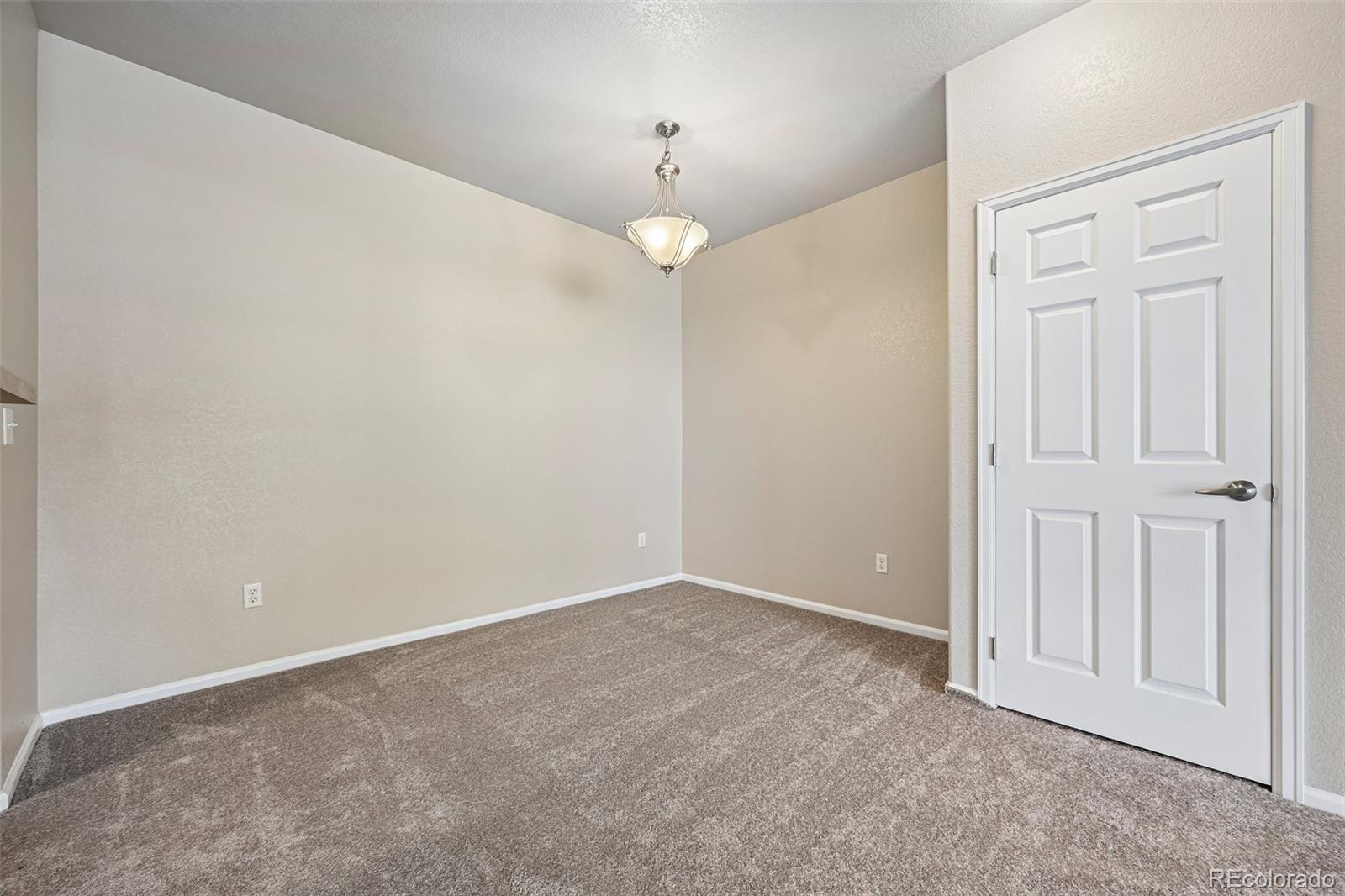 15700 E Jamison Drive Unit: 6-104