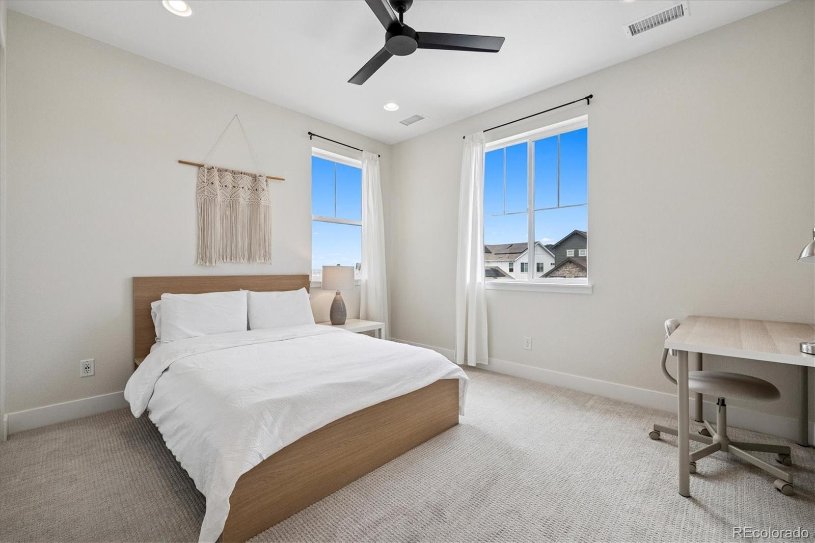 6851 Copper Sky Circle