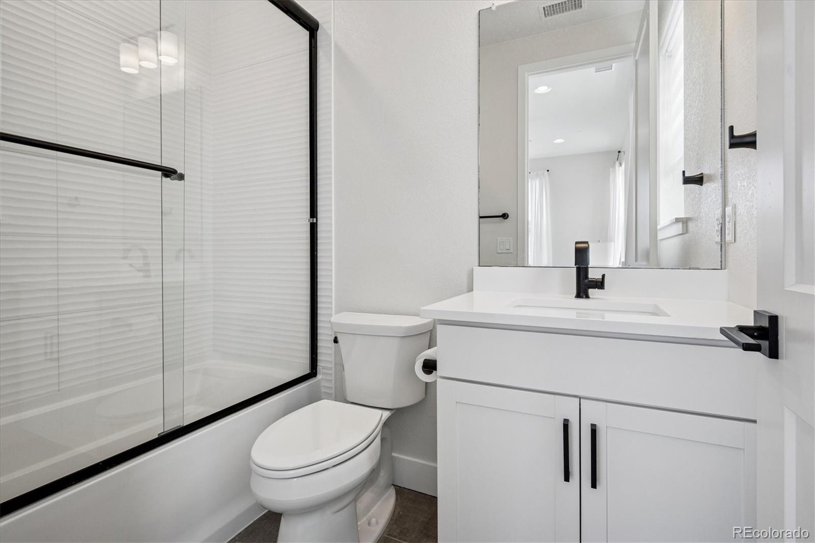 6851 Copper Sky Circle