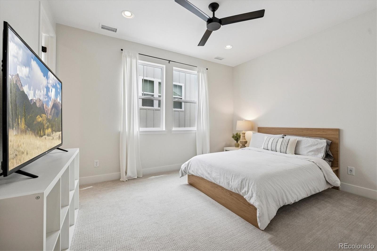 6851 Copper Sky Circle